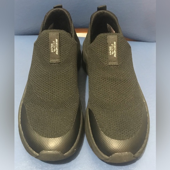 Skechers D’Lux Walker relaxed fit slip-on, women’s, black - Picture 4 of 16